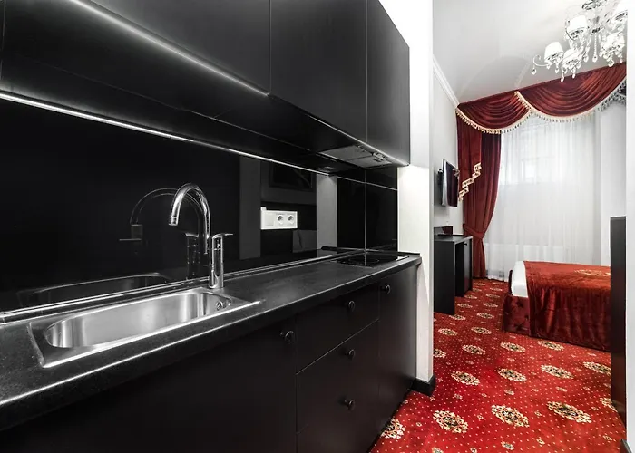 Arcadia Plaza * Odessa